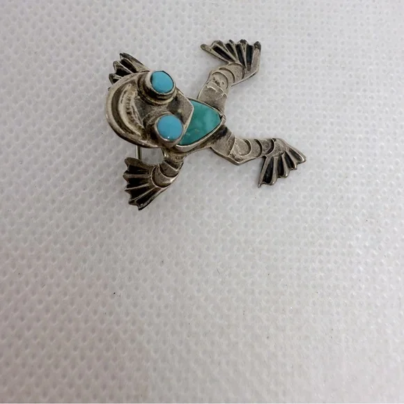 Vintage Navajo Silver And Turquoise Frog Brooch Pin. Fred Harvey Era
